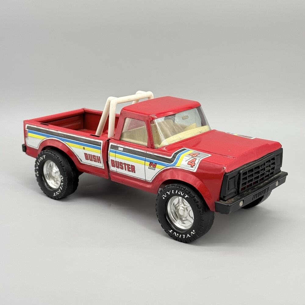 Nylint Bush Buster 4x4 Off Road 1970s Pickup Truck Pressed Steel Red 11.25"